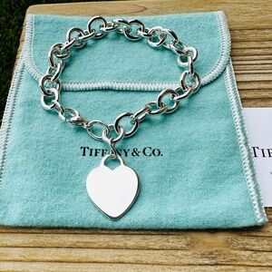 Tiffany & Co Plain Heart Tag Bracelet in Silver, 8.25 inch